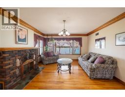 885 ST CLAIR PARKWAY - 27