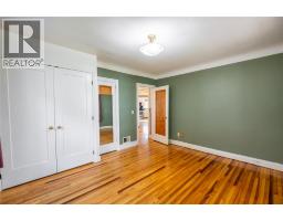 885 ST CLAIR PARKWAY - 34