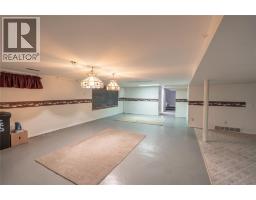 885 ST CLAIR PARKWAY - 38