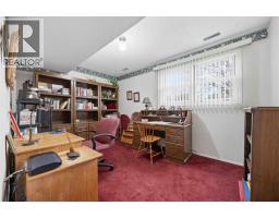 23 DUKINFIELD COURT - 21