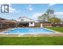 23 DUKINFIELD COURT - 29
