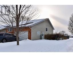 1501 HENLEY CRESCENT - 2