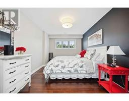 361 ELLIS DRIVE - 25