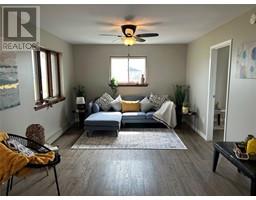 5726 LAKESHORE ROAD - 14