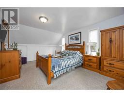 1220 Pulteney STREET - 12