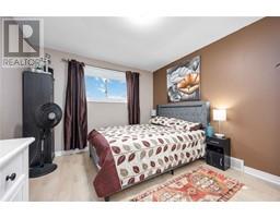 772 CARDIFF DRIVE - 13