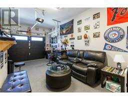 529 MOLINARI STREET - 41