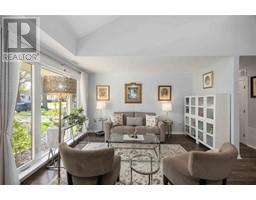 880 Devine STREET - 6