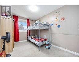 772 CARDIFF DRIVE - 11