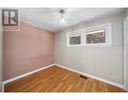 212 CAMERON STREET - 20