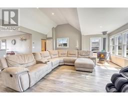 2406 Jane STREET - 22