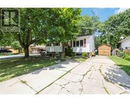 264 GLENESK CRESCENT - 3