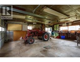 2411 ADELIA STREET - 39