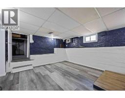 373 PALMERSTON STREET South - 26