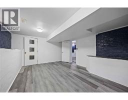 373 PALMERSTON STREET South - 29