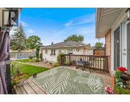 15 Lisgar STREET - 17