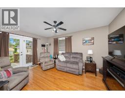 15 Lisgar STREET - 26