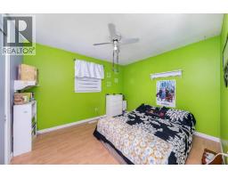 15 Lisgar STREET - 28