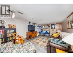 15 Lisgar STREET - 32
