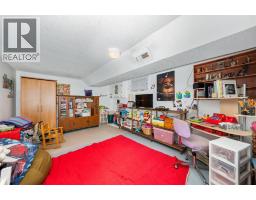15 Lisgar STREET - 34