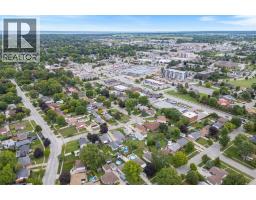 15 Lisgar STREET - 37