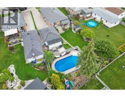 15 Lisgar STREET - 6