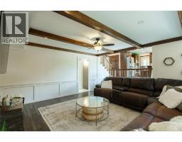 70 Ashby CRESCENT - 22