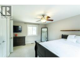 70 Ashby CRESCENT - 28