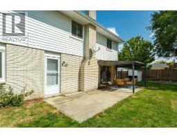 70 Ashby CRESCENT - 44