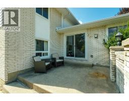 70 Ashby CRESCENT - 47