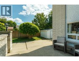 70 Ashby CRESCENT - 48