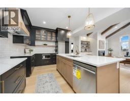 3527 PAUL CRESCENT - 10