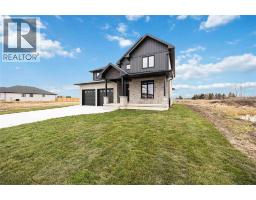 3527 PAUL CRESCENT - 2