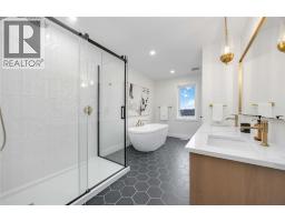 3527 PAUL CRESCENT - 25