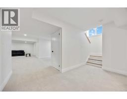 3527 PAUL CRESCENT - 38
