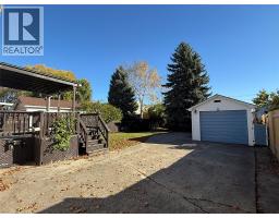 362 MACK AVENUE - 17