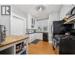 301 TALFOURD STREET - 9