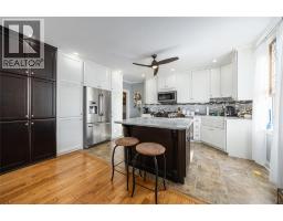 1266 St Clair PARKWAY - 16