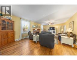 1266 St Clair PARKWAY - 18