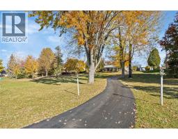 1266 St Clair PARKWAY - 2