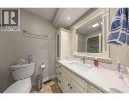 1266 St Clair PARKWAY - 23