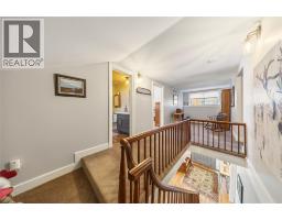 1266 St Clair PARKWAY - 25