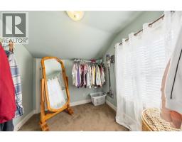 1266 St Clair PARKWAY - 28