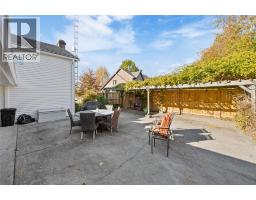 1266 St Clair PARKWAY - 33