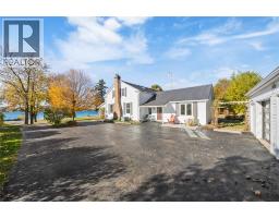 1266 St Clair PARKWAY - 38