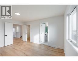 1045 MANHATTAN DRIVE - 20