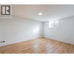 1045 MANHATTAN DRIVE - 33