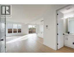 1045 MANHATTAN DRIVE - 5