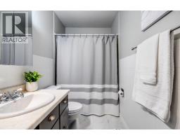 35 Blythewood CRESCENT - 16