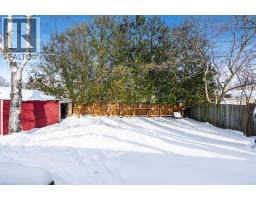 35 Blythewood CRESCENT - 41